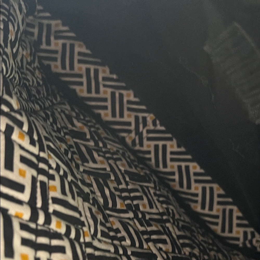 Black Vera Bradley  Quilted Tote Bag - Picture 8 of 8